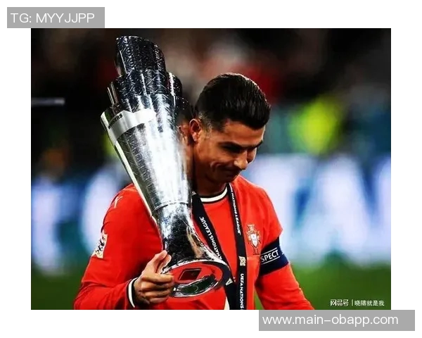 葡萄牙主帅称赞C罗专注追求卓越展现年龄无碍的实力与决心